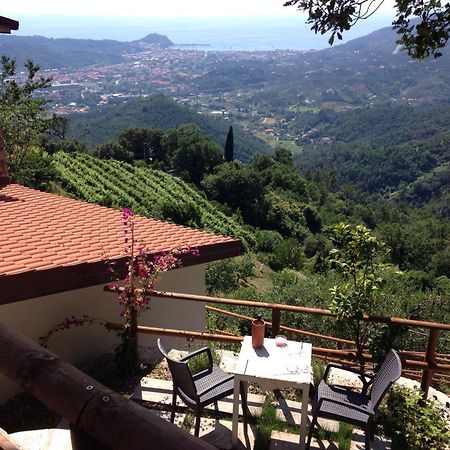 The House In The Green Affitta Camere Casarza Ligure Exterior foto